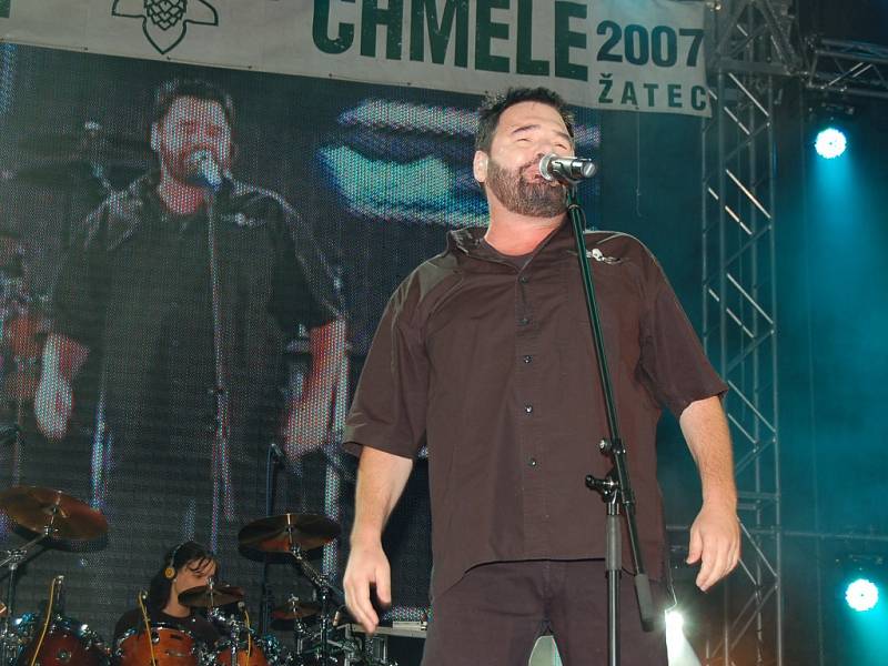 Zpěvák legendárních Alphaville Marian Gold na žatecké Dočesné.