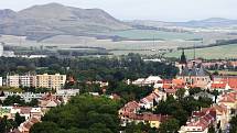 Výhled z vodárenské věže na Louny a České středohoří je opravdu úžasný.