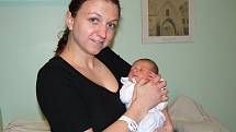 Mamince Heleně Tesaříkové ze Žatce se v tamní porodnici 21. ledna v 6.55 hodin narodil syn Petr. Měřil 52 cm a vážil 3,450 kg.