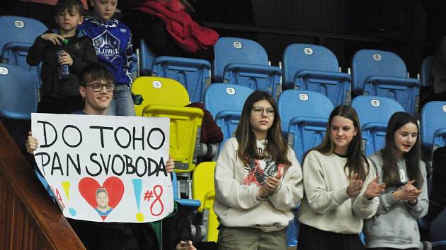 Házenkářský svátek v Lounech. K derby přijel sousední Baník Most.