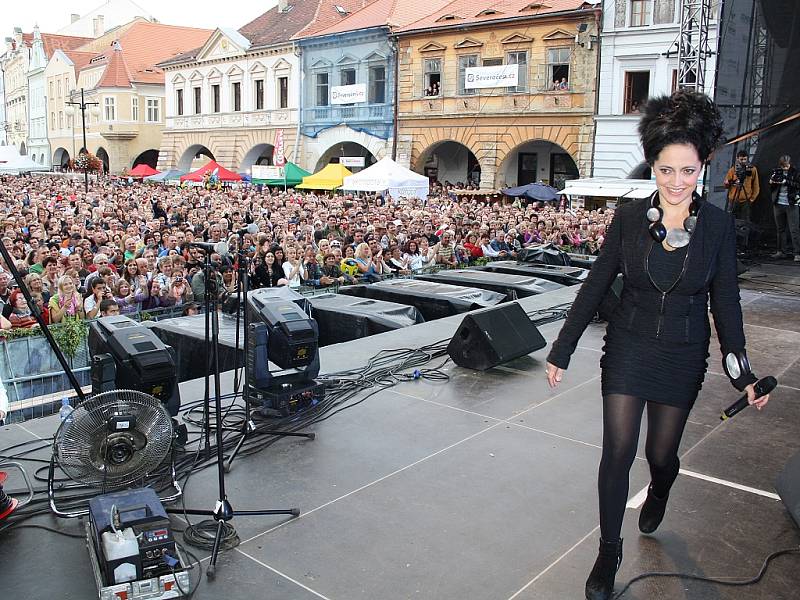 Na vystoupení Lucie Bílé se přišly podívat tisíce lidí