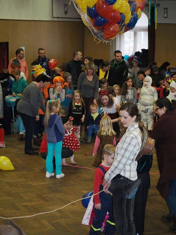 Karneval v Panenském Týnci