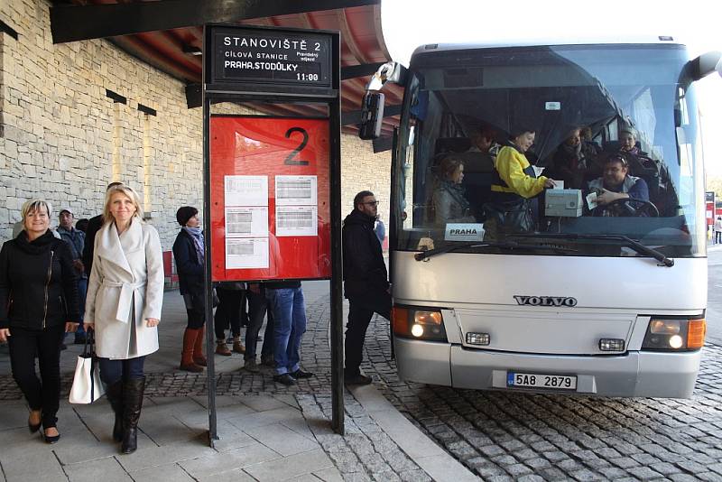 Nově zrekonstruované autobusové nádraží v Žatci