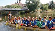 Letní lounské vábení 2015. Závody dračích lodí na Ohři.