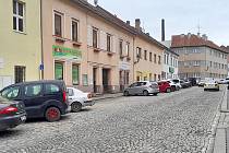 V Žatci se chystá rekonstrukce povrchů ve spodní části ulice Volyňských Čechů kolem pošty a navazující ulice Karla IV.