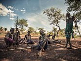 Jedna z fotografií Věry Vernerové zachycující atmosféru jejích cest po Africe a života tamních lidí. 