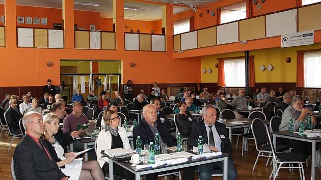 Konference o možném umístění budoucího úložiště jaderného odpadu do lokality mezi Blatnem a Lubencem 