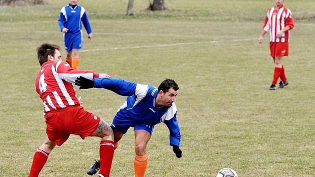 Peruc (v modrém) remizovala se Slavětínem 1:1