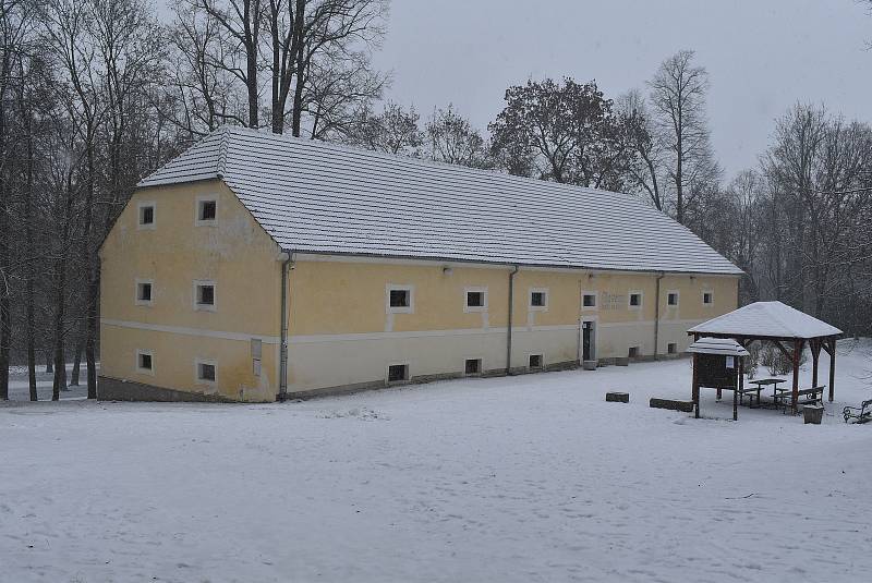 K zajímavostem Peruce patří Muzeum české vesnice.