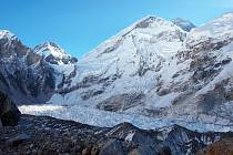 Cesta na Mt. Everest ze základního tábora horolezců