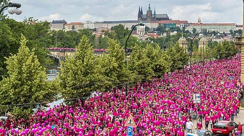 AVON Pochod proti rakovině prsu 2014