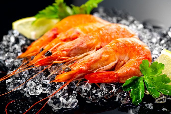Do jídelníčku zařaďte ryby a mořské plody. Obsahují zinek, který má příznivý vliv na kvalitu kůže a vlasů