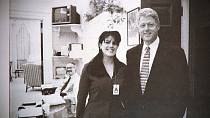 Monica Lewinsky byla sekretářkou Billa Clintona, jejich vztah ale přerostl v intimní poměr