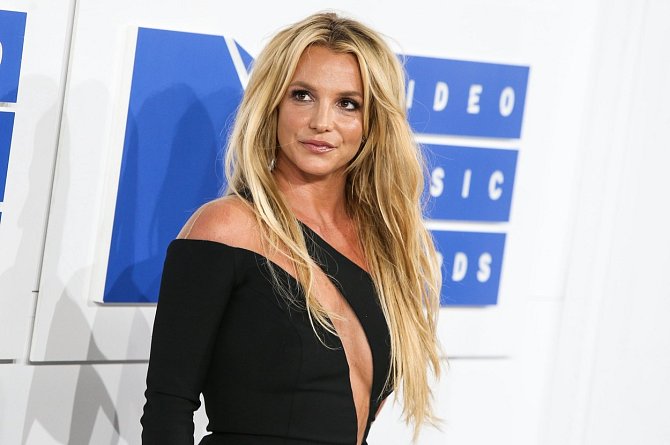 Britney Spears je opět sama.