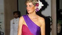 Její šaty připomínaly šaty, které si Diana vzala v roce 1988 při návštěvě Thajska. 