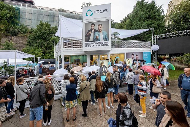 Festivalová talk show Libora Boučka v IQOS Lounge byla tentokrát plná smíchu