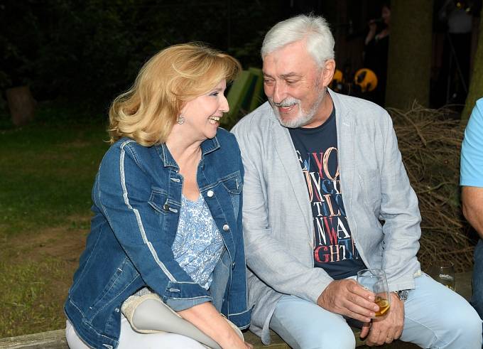 Jan Rosák s manželkou Jiřinou jsou spolu už více jak 45 let. 