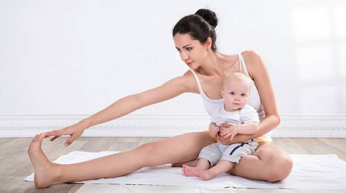 FOTO A CVIKY PRO VÁS: Jak cvičí maminky s dětmi!