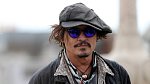 Johnny Depp míří do Karlových Varů