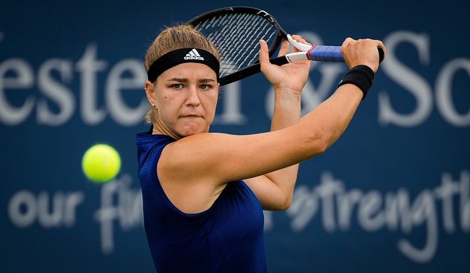 Karolína Muchová postoupila na turnaji v Cincinnati do osmifinále. 