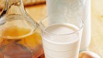 Vaječný likér není složitý na přípravu. Můžete zkusit i nealkoholickou verzi nebo místo klasické smetany použít kokosové mléko.