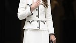 Kate Middleton má pro šaty 2v1 slabost.
