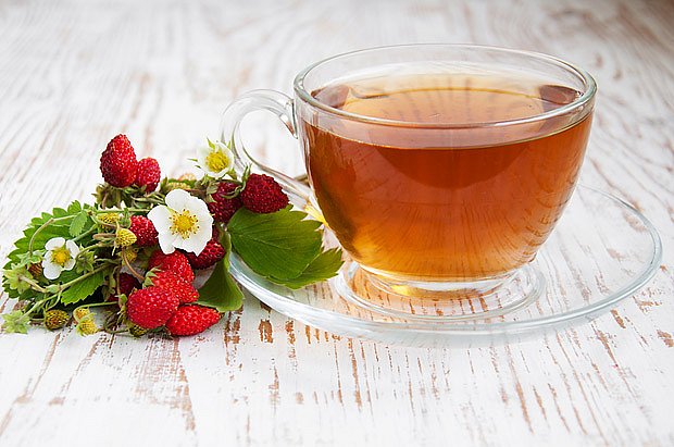 Z listů lesních jahodníků můžete připravit osvěžujícíc čaj
