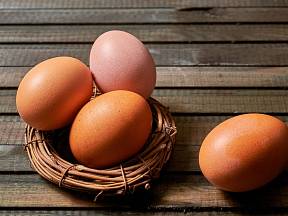 Jak uvařit míchané vejce bez toho, aniž byste museli rozklepávat skořápku
