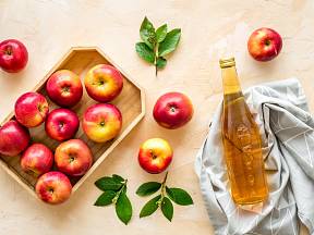Jak si doma vyrobit jablečný ocet? Je to snadné.