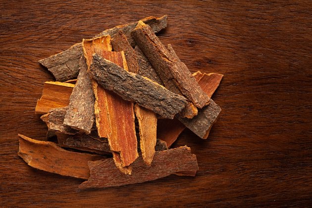 Cejlonská skořice neboli pravá (Cinnamomum verum) pochází přímo ze Srí Lanky.