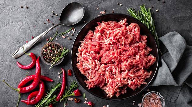 Mleté maso je možné zakomponovat do mnoha receptů