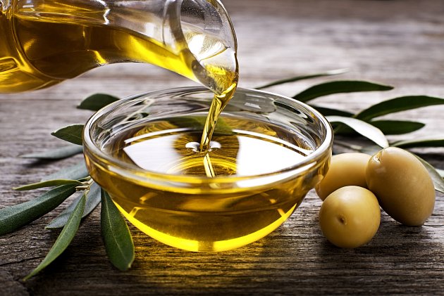 Již od nepaměti je panenský olivový olej považován za opravdový zázrak. V případě, že si ho dopřáváte pravidelně, skvěle předcházíte všem možným srdečním chorobám a cév.
