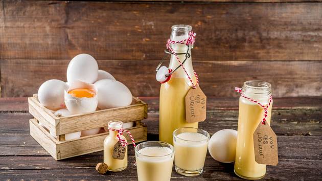 Jak připravit ten nejlepší vaječný likér?