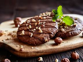 Protizánětlivé čokoládové sušenky si oblíbý každý, avšak dejte pozor na přiměřené množství konzumace.