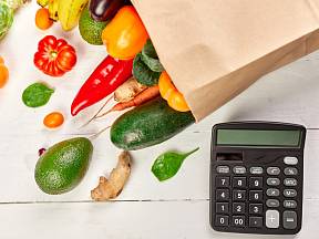 Jídlo je jednou z položek výdajů, se kterou se dá úžasně a efektivně pracovat v rámci úspor.