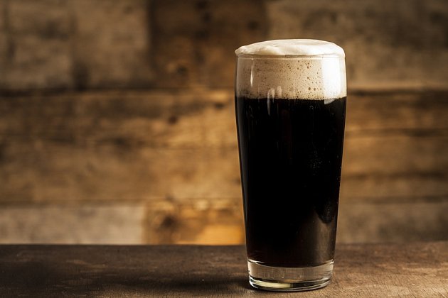 Co se stane s tělem, když budete pít každý den černé pivo?