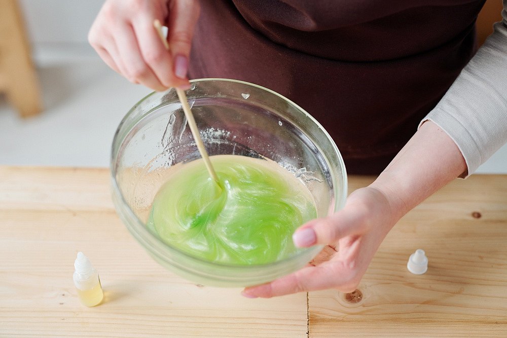 Účinný domácí saponát si snadno vyrobíte ze tří ingrediencí… | iReceptář.cz