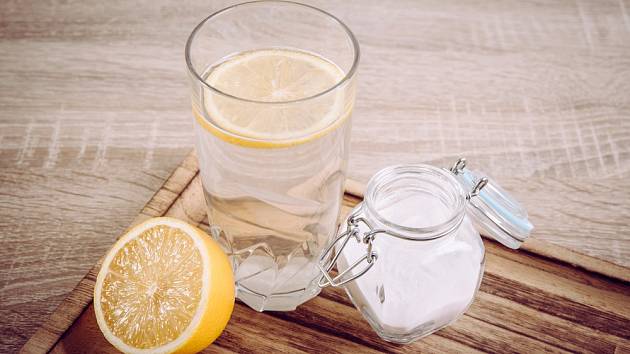 Jedlá soda s citronem je nápomocná našemu zdraví.