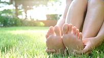 Zdravé a svěží nohy díky přírodní péči