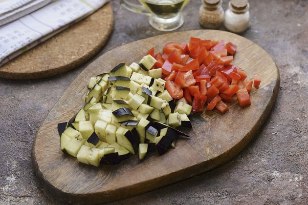 eggplant, pepper, cutting board