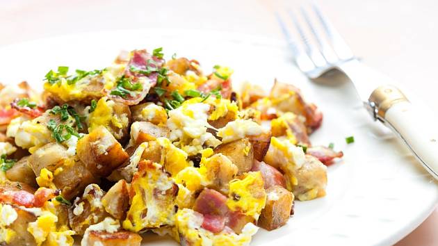 Připravte knedlíky s vajíčky podle receptu Zdeňka Pohlreicha.