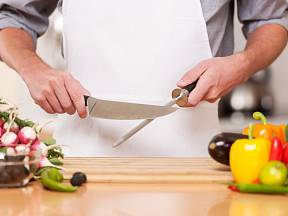 Správně nabroušený nůž je důležitý jak při vaření, tak pro vaši bezpečnost.
