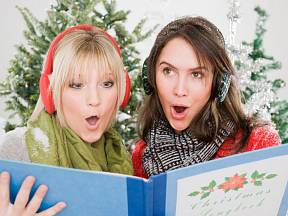 Které vánoční koledy si zazpívat nebo pustit na Štědrý večer?