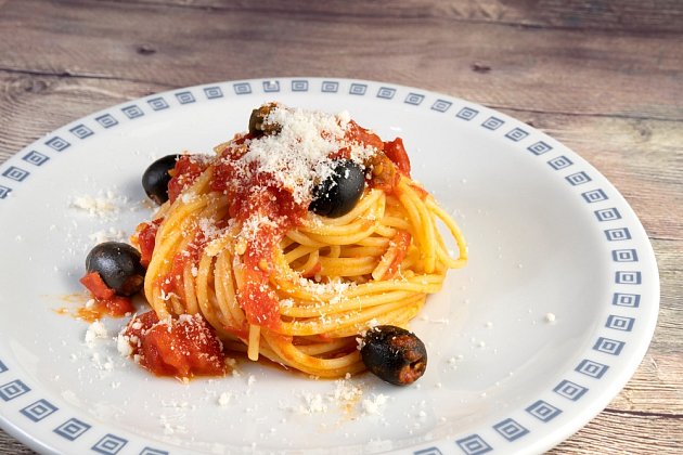 Zapomeňte na špagety s kečupem a použijte přímo rajčata.