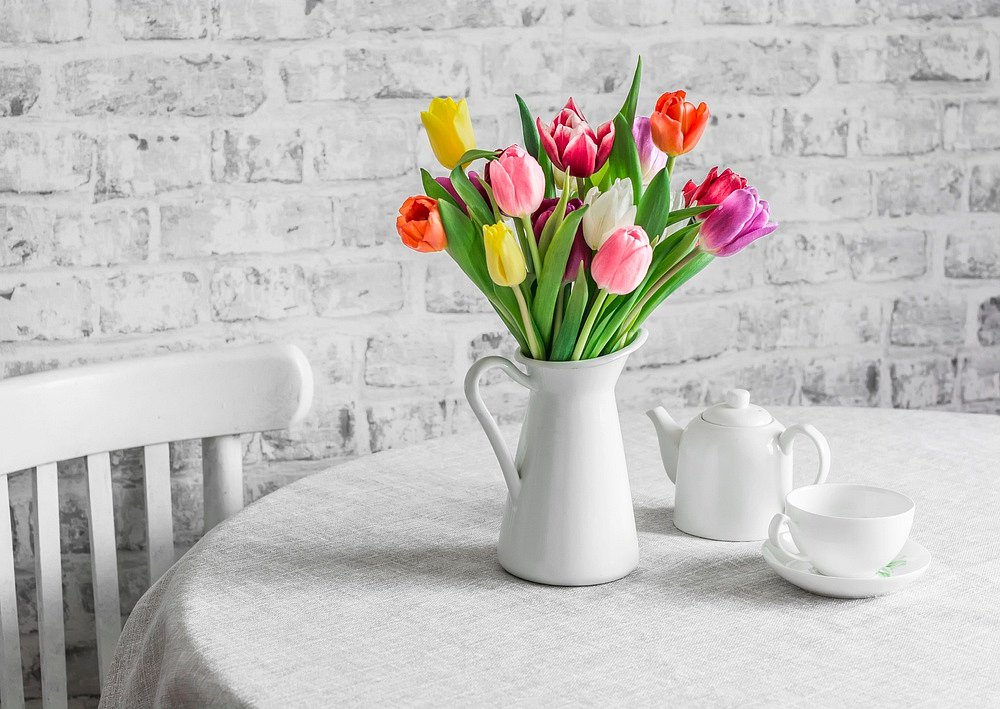 Jak se starat o tulipány ve váze?