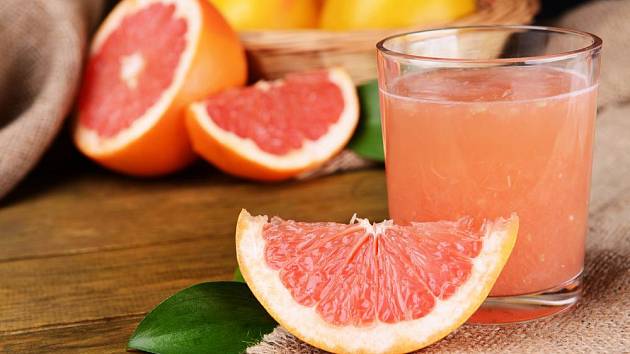 Grapefruit pomůže zhubnout a šťáva z něj je pro naše zdraví přímo léčivý zázrak.