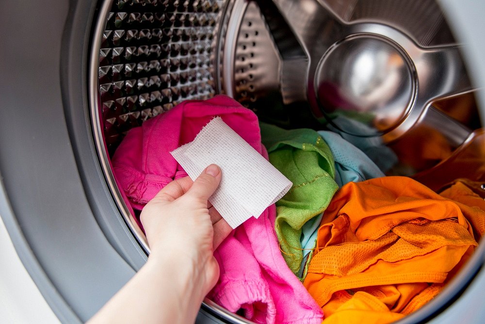 Jak ozivit barvu prádla?