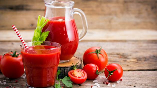 Co s vaším tělem udělá, když budete denně pít rajčatovou šťávu?