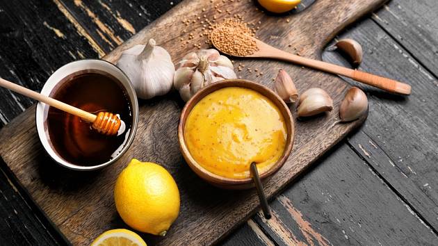 Jak vyčistit tělo pomocí medu, česneku a citronu?