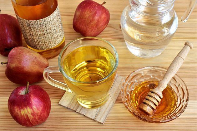 Nápoj z medu a jablečného octa pijte denně 20 minut před snídaní. Zlepší se 7 věcí